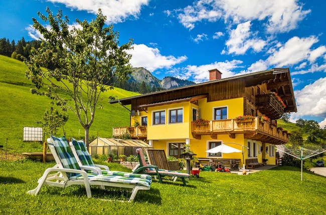 Unterviehhausbauer mit viel Platz rundherum